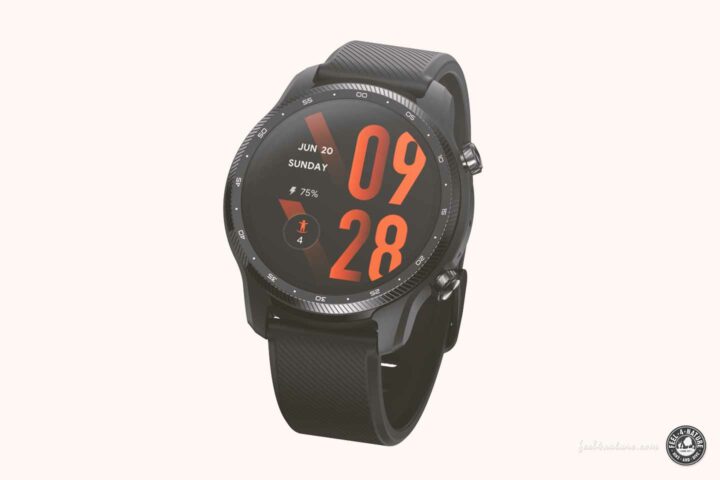 Ticwatch Pro 3 Ultra Smartwatch zum Wandern.