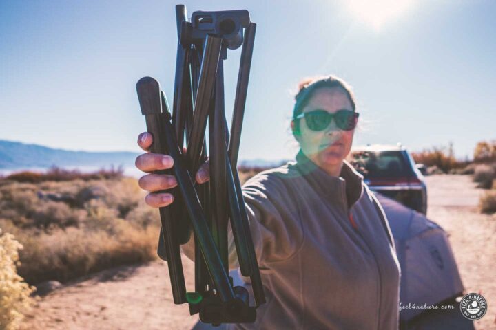 Frau auf Campingplatz mit Chair One High Back Gestänge.